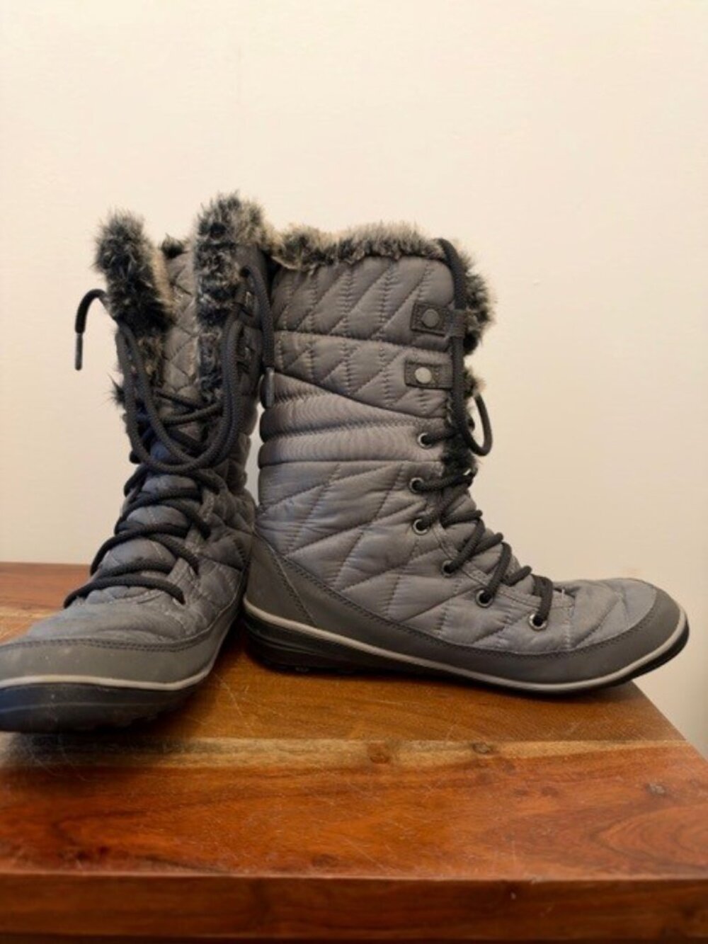 Columbia Women's Quilted Faux-Fur Lace Up Boots - Picture 2 of 4
